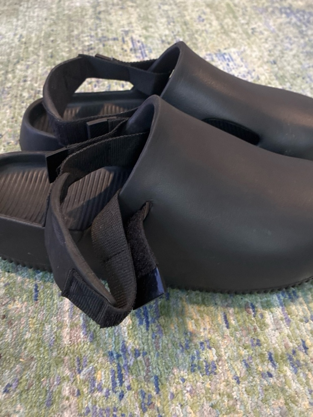 Women’s Black Slip-On Slingback Clog